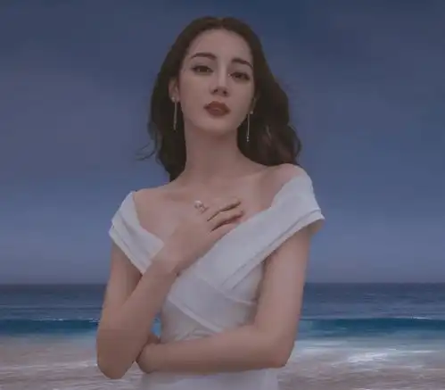 你是我的荣耀还在拍,热巴又一好消息官宣,不愧是金鹰女神