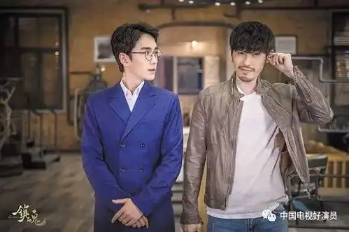 似乎一夜之间,书中的人站到了你身边
