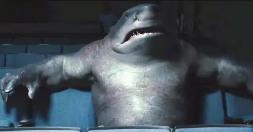 美艳小丑女,半人半鲨怪物,外星怪兽,这部r级英雄片,肯定会火