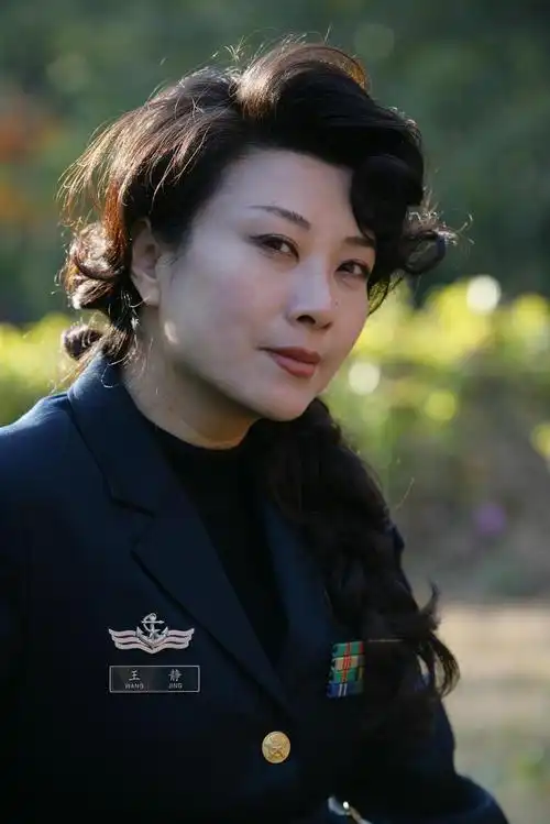 61岁演员王静长得漂亮戏也好,做人低调且不张扬
