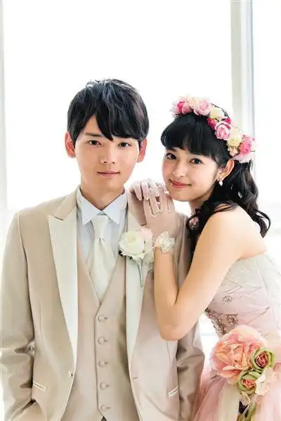 一吻定情开拍讲婚后生活
