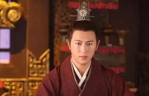 汉朝官员每年能挣多少钱货币粮食服徭役人员,一个都不能少