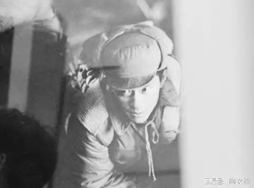 长津湖顶流男神易烊千玺晒伍万里930破壳照