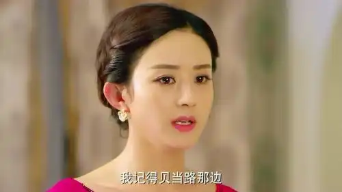 胭脂赵丽颖想代替冯曼娜去见影子,却不知被冯曼娜发觉了
