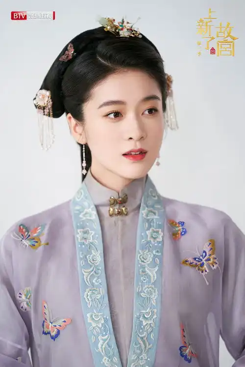 张雪迎首次亮相上新了故宫无实物表演展现出彩演技
