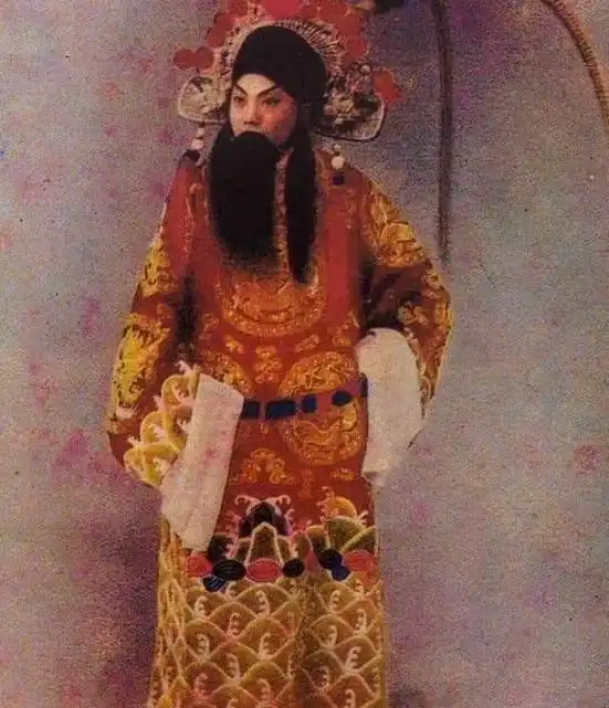 孟小冬与梅兰芳,在梅党的撮合下结合,成为旧式家庭矛盾的牺牲品
