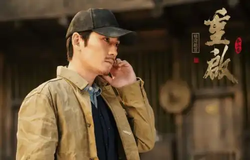 重启花絮,朱一龙拍标准游客照过于可爱,胖爷的站姿亮了
