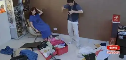 蔡少芬张晋现状曝光一家五口蜗居80m2公寓,孩子睡上下铺,背后的真相让人震惊
