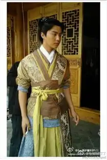 龙门镖局中演磬冬的是谁