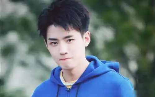 gai被造谣撩骚,除了撩骚,还有两样也是男明星的死刑
