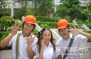 还记得终极一班里的黄安琪吗她现在长这样啦
