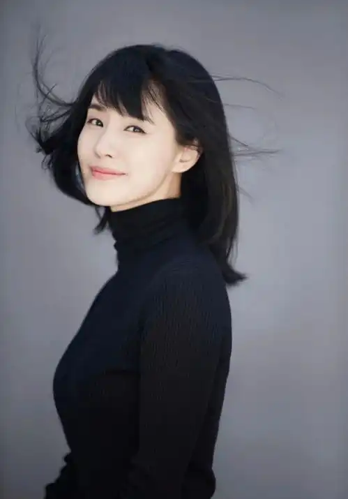 别看了人家现在是大嫂
