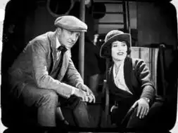 希区柯克早期默片白影被意外发现
