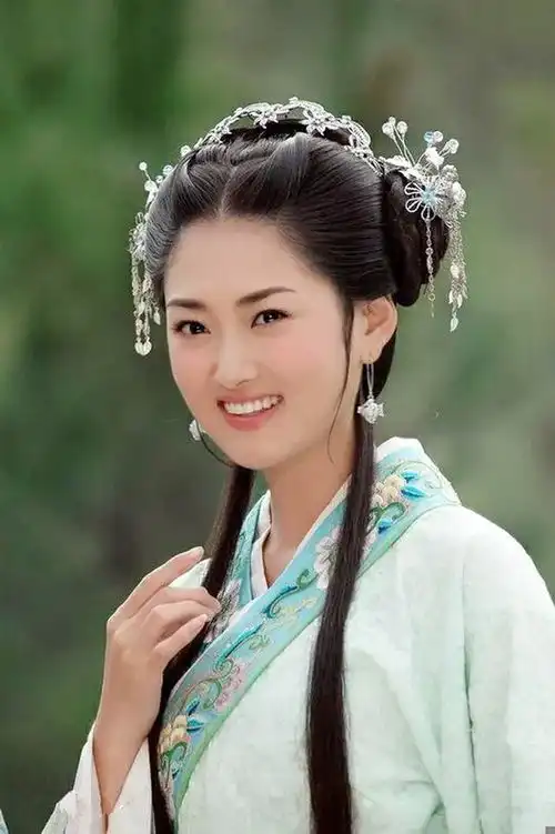 外滩钟声真是一个神仙剧组,简直就是大反派的大集结啊