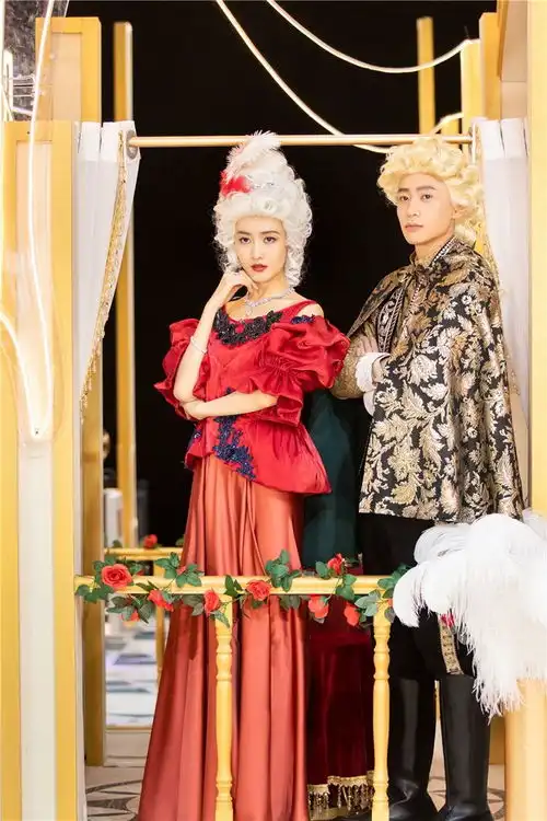 王鸥回归明探6宫廷装明艳动人,魏晨张雨剑挑战欧式宫廷风