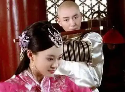 甄嬛传开播11年,甄嬛逆袭之路,像极了现实女子的爱情覆灭史