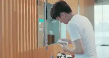 恋爱先生成开年热剧,舒客定制营销引发情感共鸣
