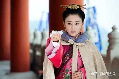 如何看于正近年力捧吴谨言