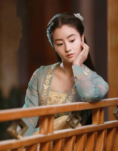 新神雕侠侣小龙女堪称翻版刘亦菲,杨过造型神似二郎神
