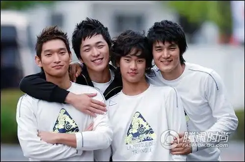 都教授可男神可屌丝揭金秀贤荧屏形象进化
