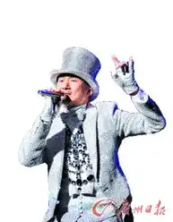 粉丝在大牌与经典中鸡冻