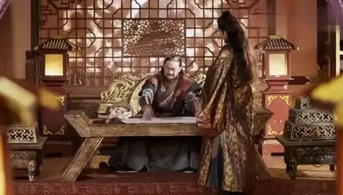 隋唐演义王世充妄想夺取瓦岗寨,没想到单雄信看上去很为难