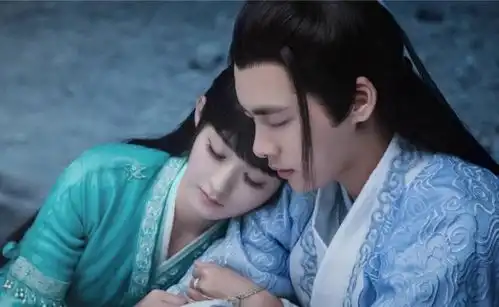 李易峰新剧镜双城将袭,其一人饰三角,女主撑不起场面
