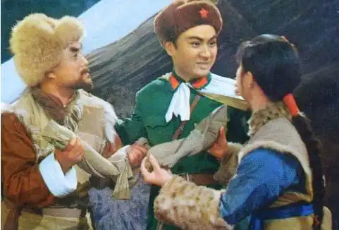 红色经典60年代的革命样板戏剧照
