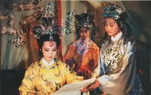 87版红楼梦看似她是普通营业员,却是剧组最与众不同的演员