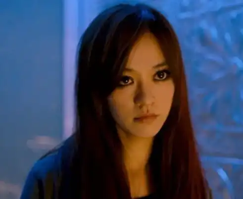 痞子英雄全面开战里面救关颖的那个美女的叫什么演员是谁呢
