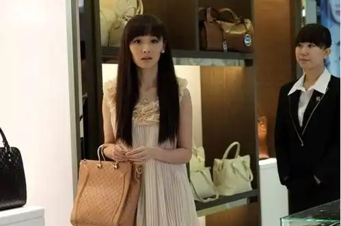 李曼新剧深圳卫视独播掀起青春励志风
