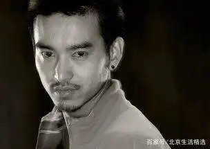袁文康是最帅气的绿叶担当
