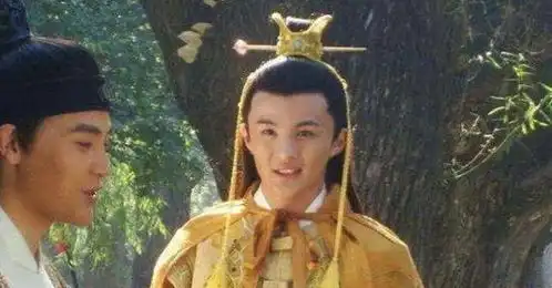 残腿大臣上奏皇帝要为张居正平反,可在多年前,两人还起争执结仇