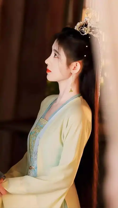 鞠婧祎冷艳唯美迷人高清写真集4古装美照