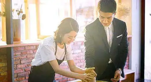 倾城时光剧情注水,剧中女配发文嘲讽女二无底线加戏