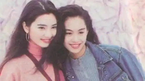 港普f4汉服照曝光朱茵被吐槽最难看,陈法蓉和洪欣不相上下
