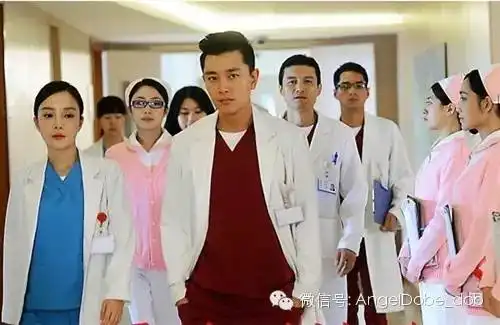 都是白大褂,凭啥差距这么大