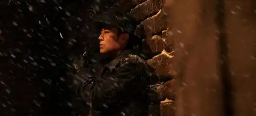 悬崖之上口碑领跑五一档,这部谍战片到底有多优秀
