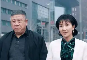 因长相丑被导演看中,出道30年不温不火,老婆是我们熟悉的她