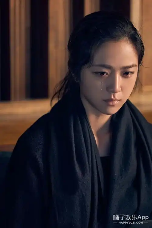 橘子晚报汤唯再拿影后,独行月球票房破31亿