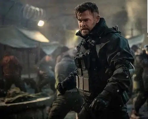 惊天营救2发剧照,主演克里斯海姆斯沃斯亮相
