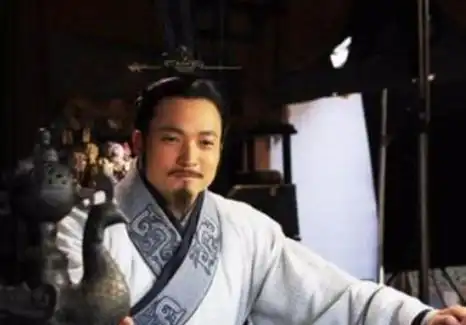 失势后,商鞅张仪都想着逃离秦国,为何范雎却要死在秦国