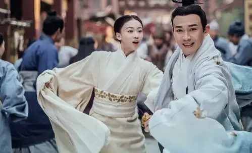 电视剧皓澜传,通过一只玉佩,就可以看出吕不韦深爱着皓镧
