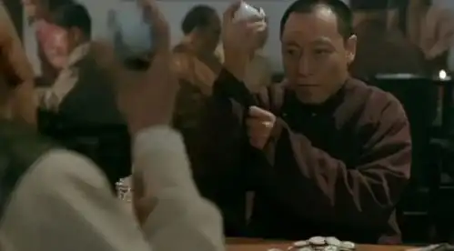 10年无戏可拍,59岁才封影帝,他的成功,慢到无法想象