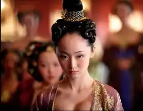 难逃裸露命娱乐圈胸器逼人却演技爆雷的女星
