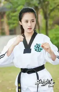 旋风少女第二季剧照戚百草是谁
