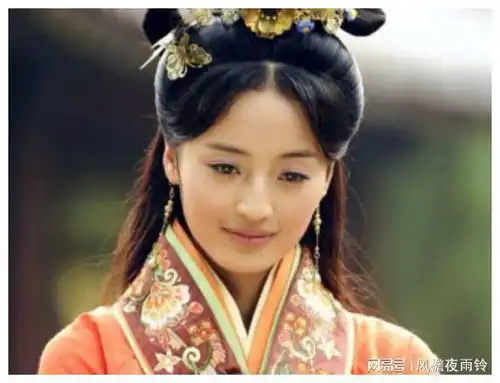 参演西施秘史走红,如今客串唐医生,秦雪太美太圈粉了
