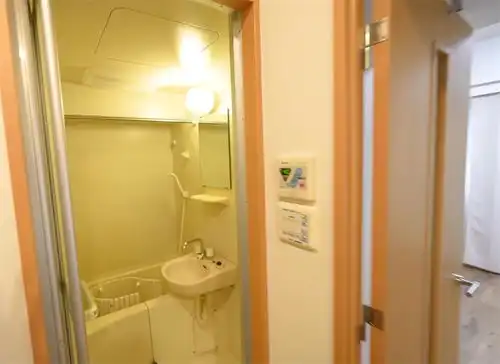 28岁白领女生晒出22㎡蜗居,用一个月布置空屋后,网友太好住了
