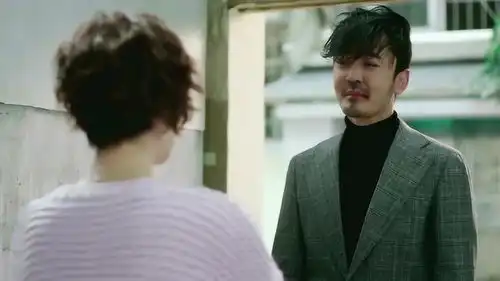 月嫂先生路凯找上门想挽回那娜,那妈被路凯说的吓坏了
