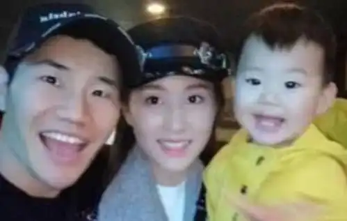 小兵张嘎的儿子素颜照,原本很丑,却帅的完美